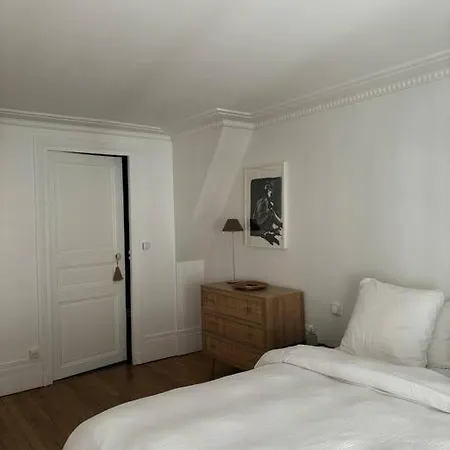 Apartment Duplex Bir-hakeim Bridge *